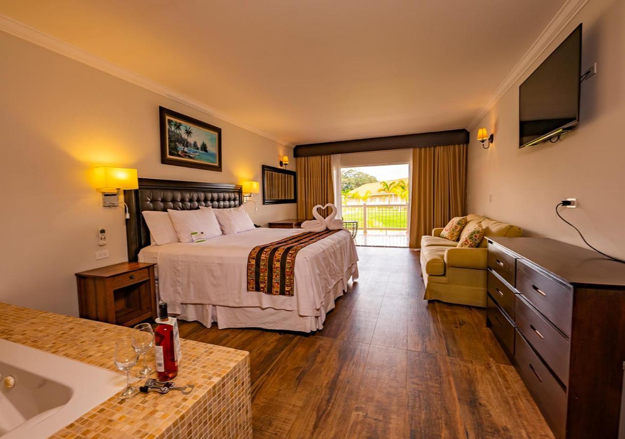 Bella Terra Laguna Azul Resort & Spa Sauce Bagian luar foto